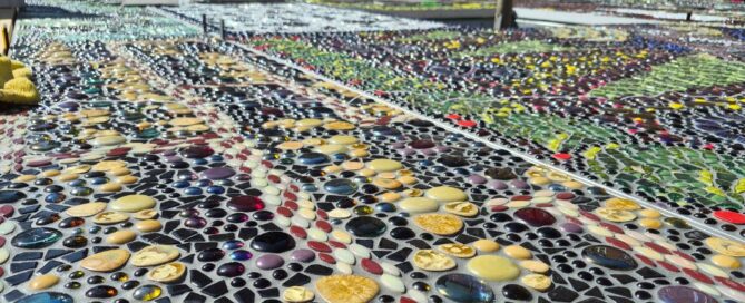 Ode aan het fruitcorso tiel - versteend fruit